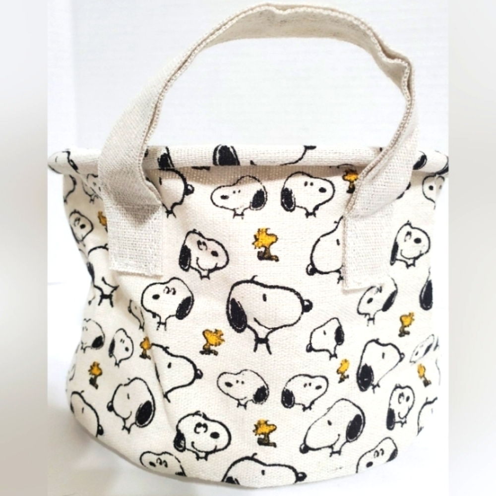 Peanuts Snoopy Collectible Collapsible Box Storage Basket Bin Round New